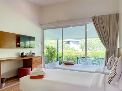 Deluxe-Zweibettzimmer mit Balkon — Kata Forte Resort